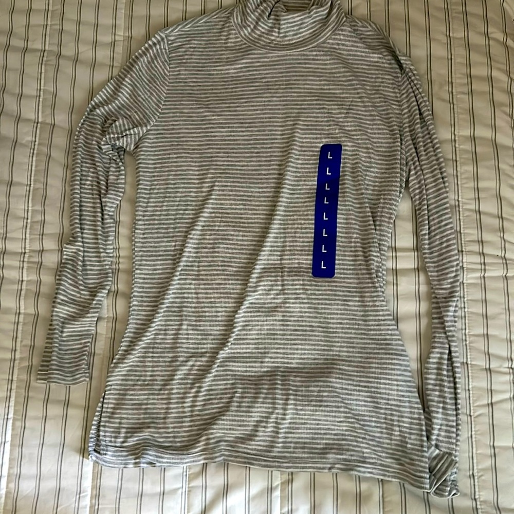 Jones of New York turtlenecks striped top NEW